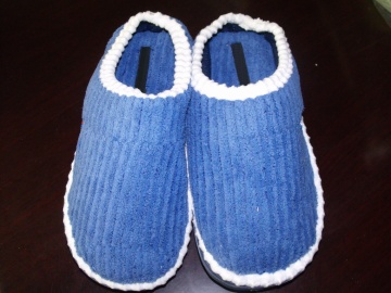 man coral velvet slipper