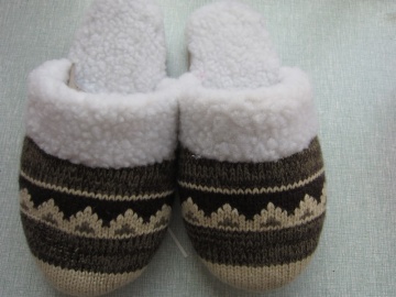 man cashmere slipper